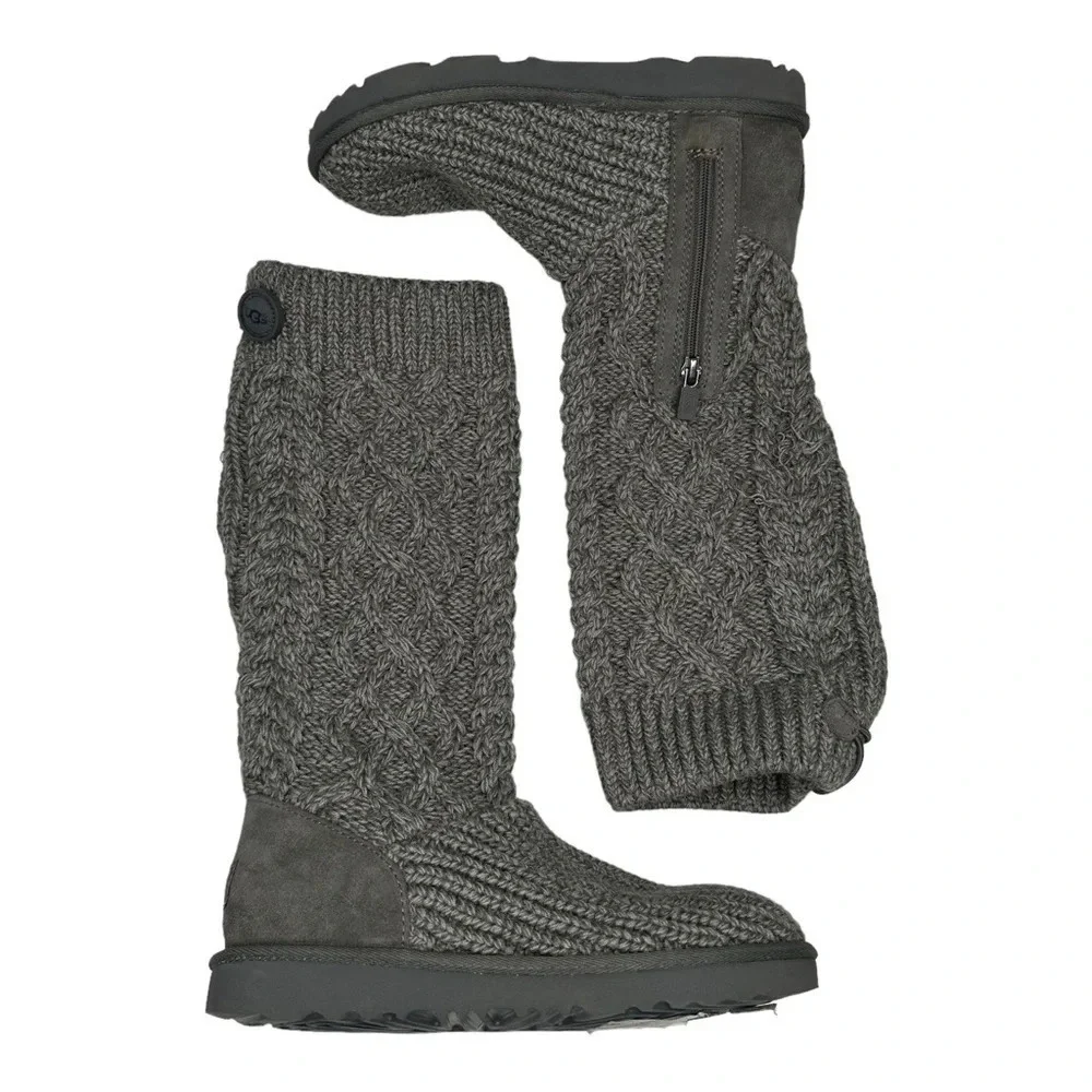 UGG Kids' Classic Cable Knit Water Resistant Boot in Grey Sz: 3